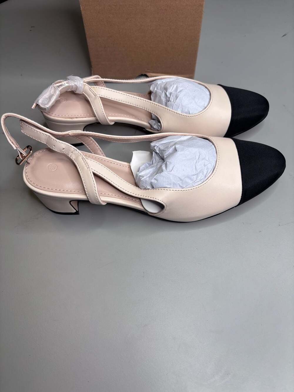 ZBY Two-Toned Slingback Block Heel Pumps size 6.5